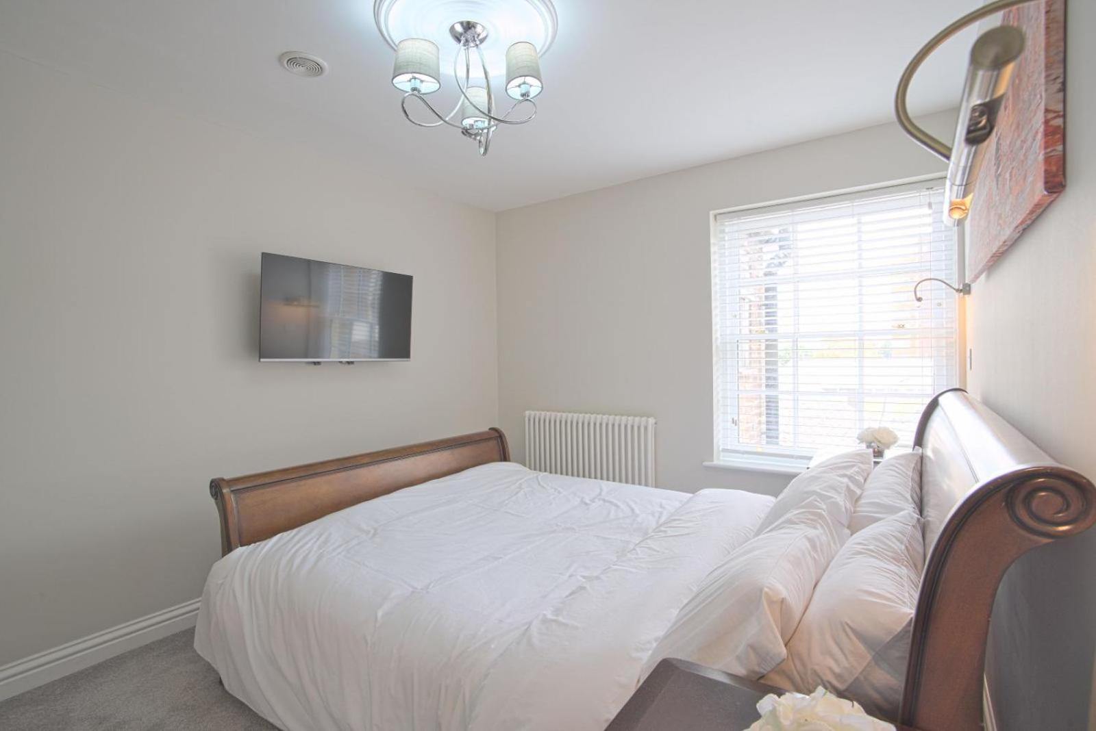 Harper Luxe Serviced Apartments Dunstable Exterior photo