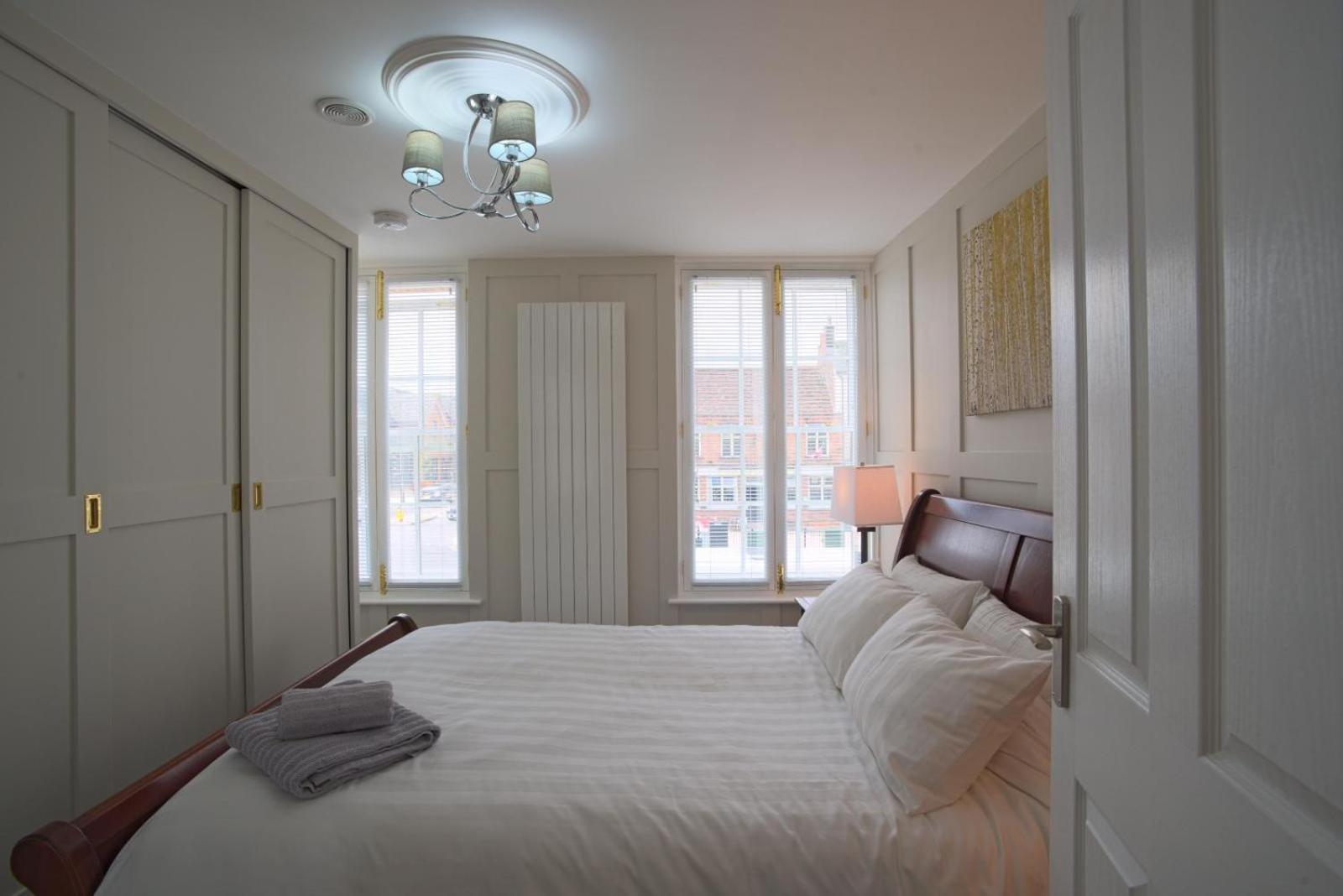 Harper Luxe Serviced Apartments Dunstable Exterior photo